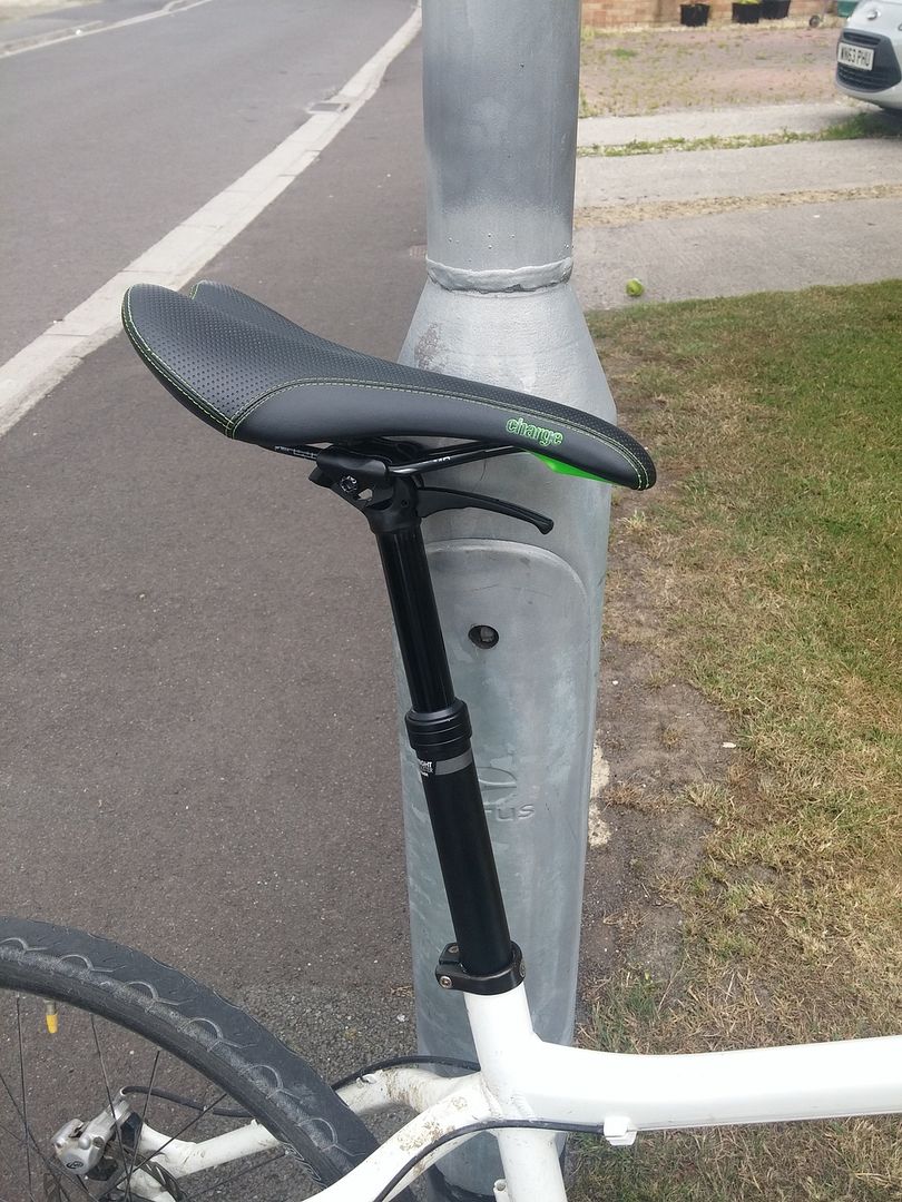 Decathlon 30 quid dropper post Singletrack World Magazine July 14, 2015